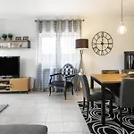 Pool&charm Villa