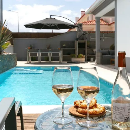 Pool & Charm
